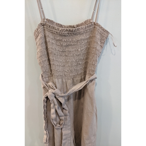 House of Harlow 1960 Linen Rayon Smocked Top Jumpsuit Size Large - Picture 4 of 7